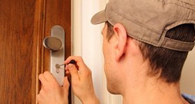 HOUSE & CAR LOCKOUT SERVICES